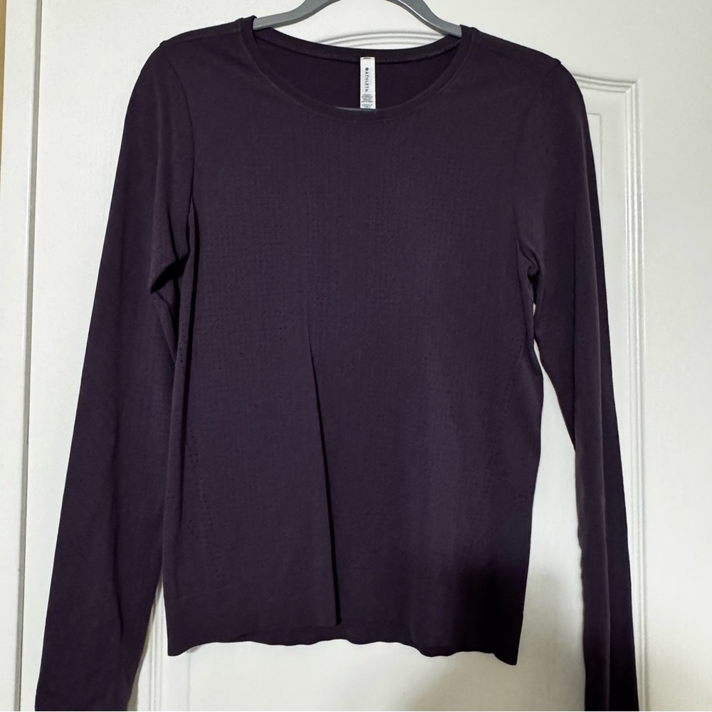 Athleta in motion Long Sleeve Top